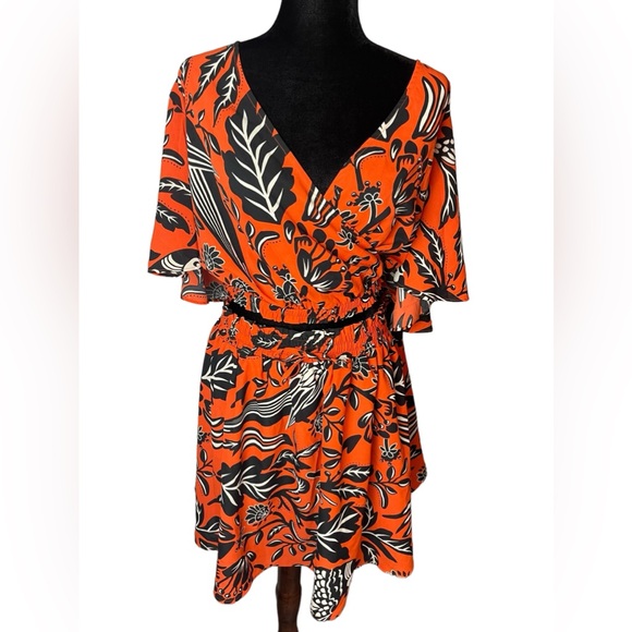 Unique Vintage Red & Black Parrot 2 Piece Crop Top and Skirt Set NWT - Picture 9 of 12